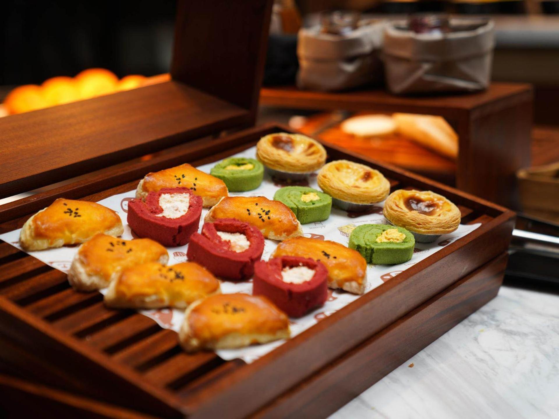 Park Inn By Radisson Nanchong Yilong Star City Plaza Εξωτερικό φωτογραφία