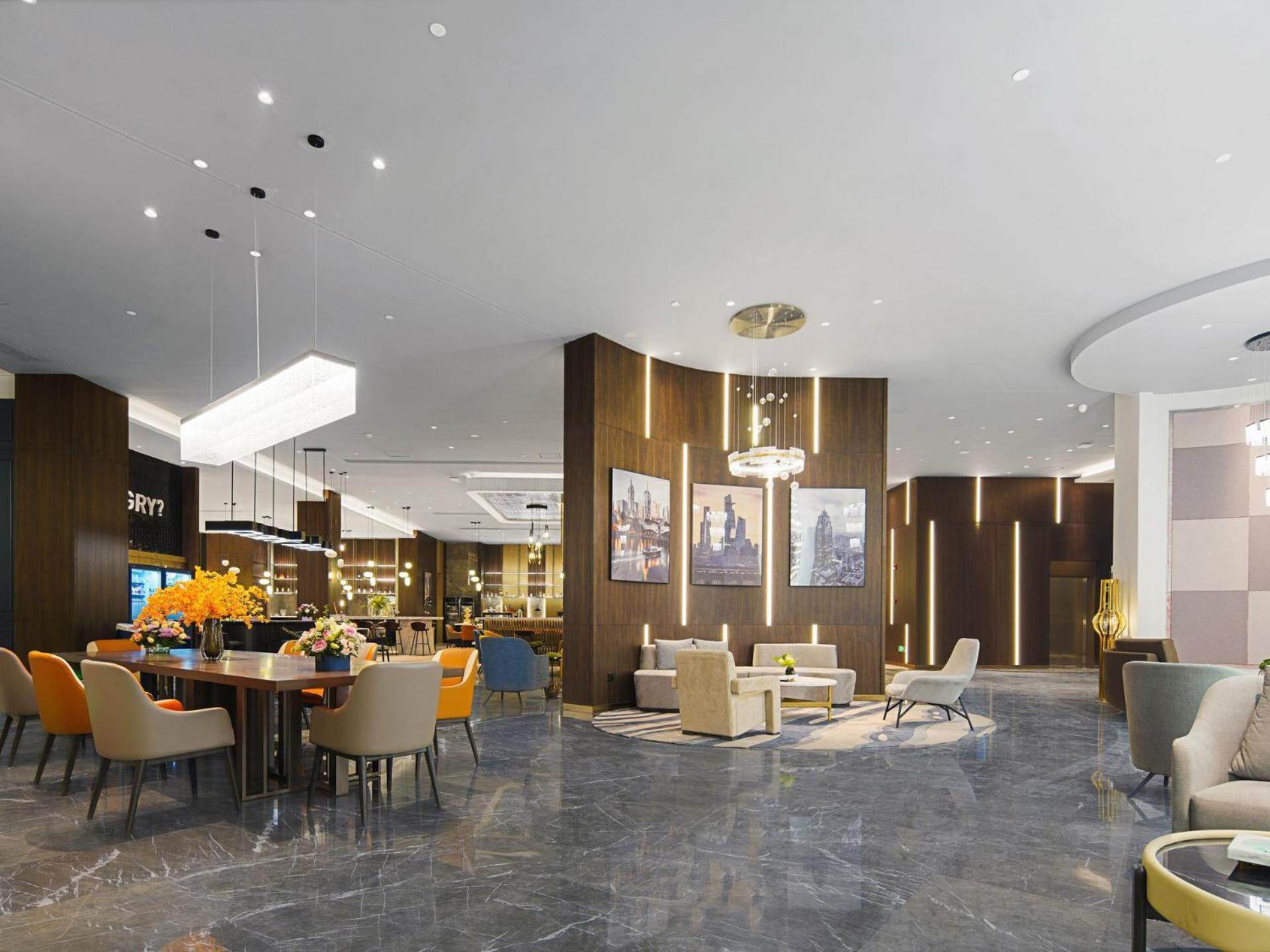 Park Inn By Radisson Nanchong Yilong Star City Plaza Εξωτερικό φωτογραφία