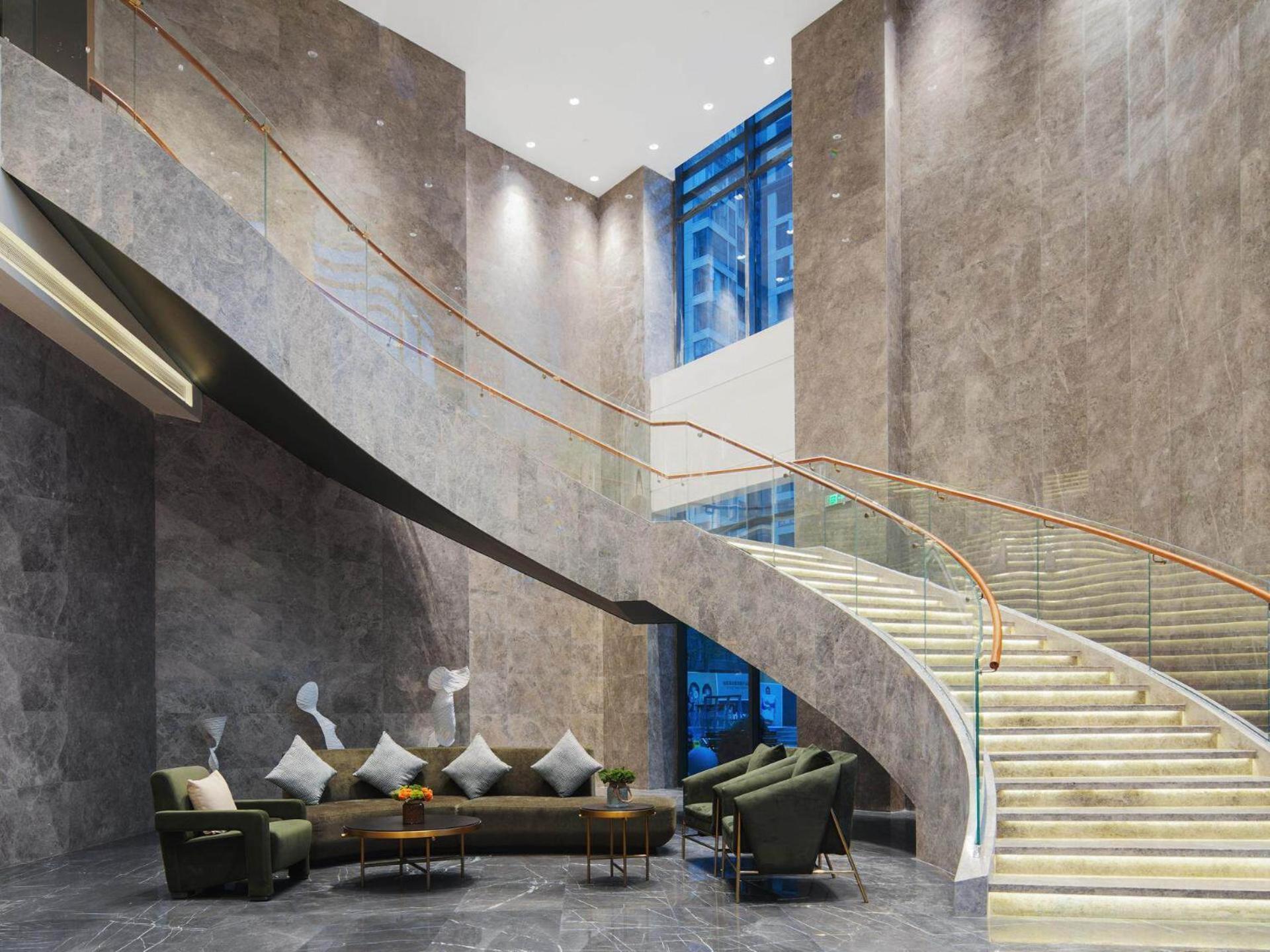 Park Inn By Radisson Nanchong Yilong Star City Plaza Εξωτερικό φωτογραφία