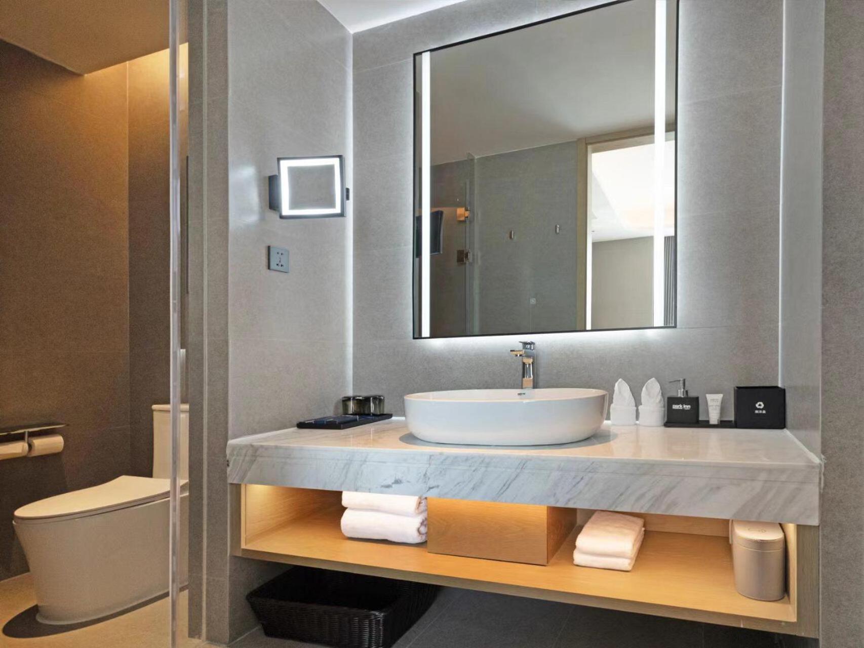 Park Inn By Radisson Nanchong Yilong Star City Plaza Εξωτερικό φωτογραφία